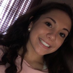 Meet your Posher, Laney